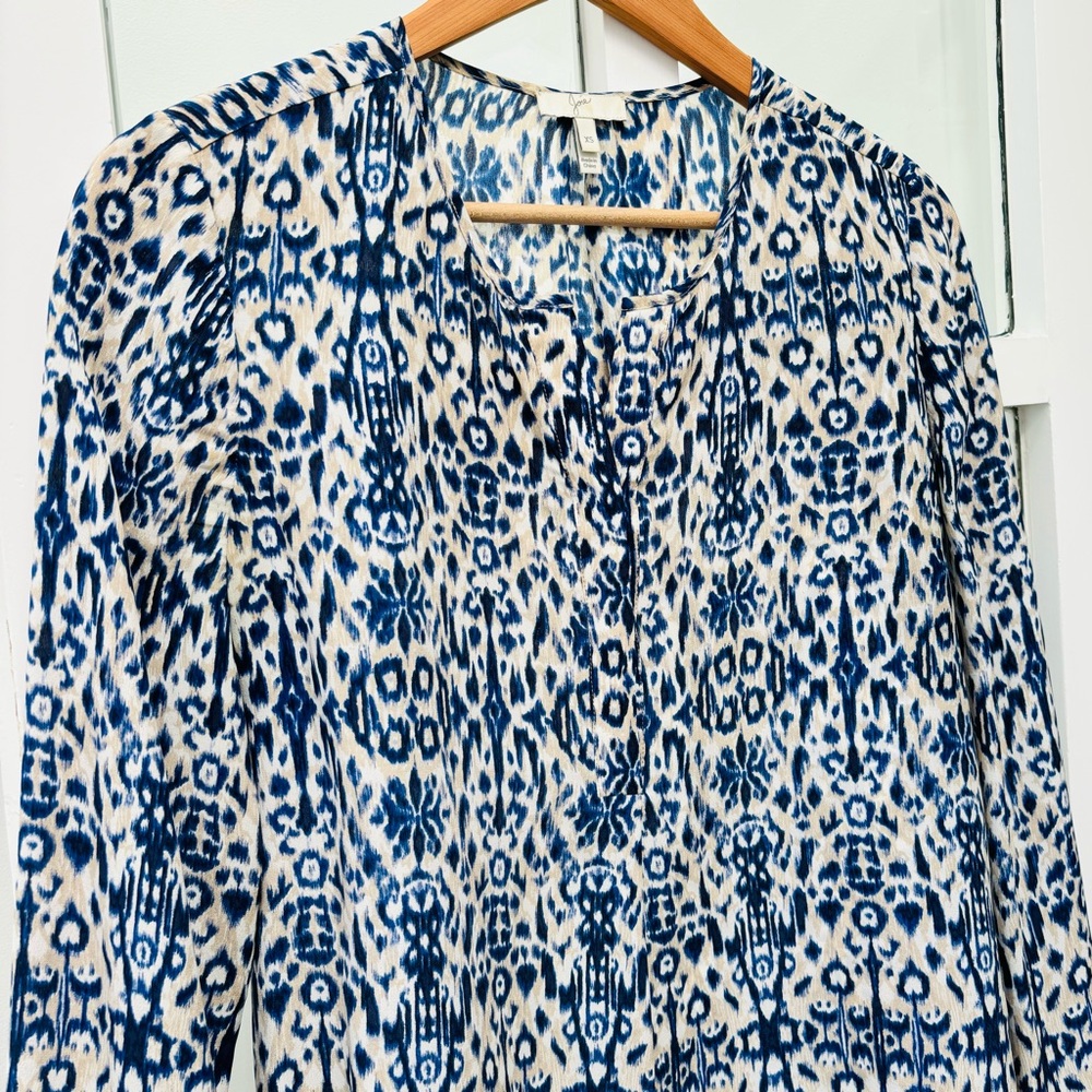 Joie Ikat 100% Silk Blouse